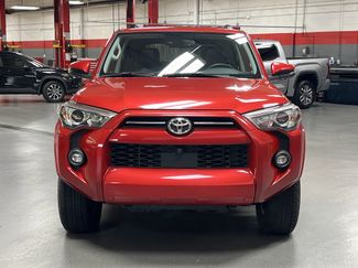 Used 2024 Toyota 4Runner SR5 Premium w/ Moonroof Package video 3