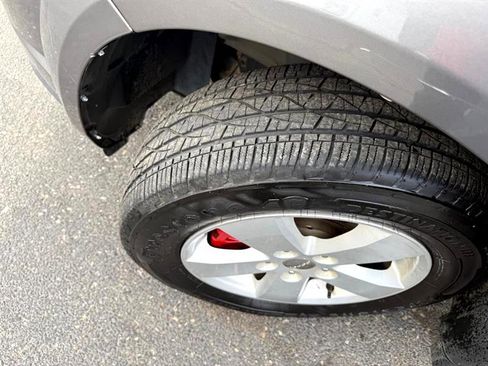 Used 2013 Dodge Journey SE image 35