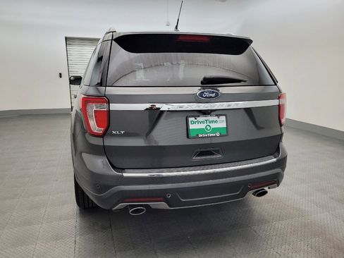 Used 2018 Ford Explorer XLT w/ Equipment Group 202A FWD image 6