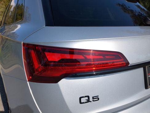 Certified 2023 Audi Q5 2.0T Premium Plus w/ Premium Plus Package image 10