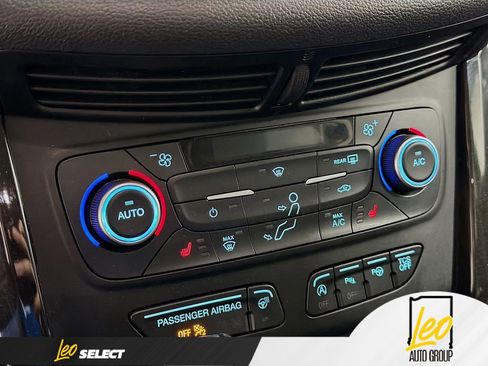 Used 2019 Ford Escape Titanium image 16