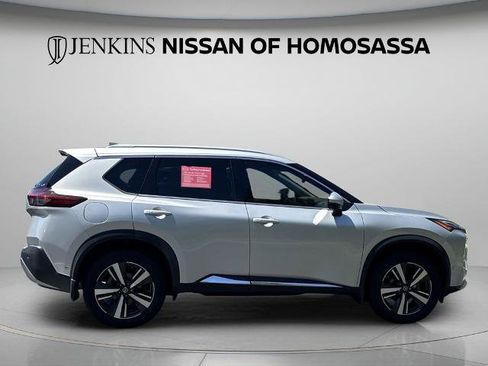 Certified 2021 Nissan Rogue Platinum FWD image 6