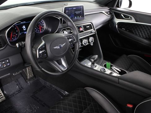 Used 2020 Genesis G70 3.3T w/ Sport Package RWD image 18