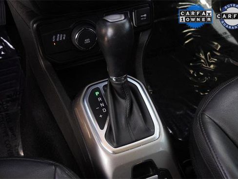 Certified 2021 Jeep Renegade Limited image 26