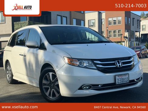 Used 2014 Honda Odyssey Touring image 1