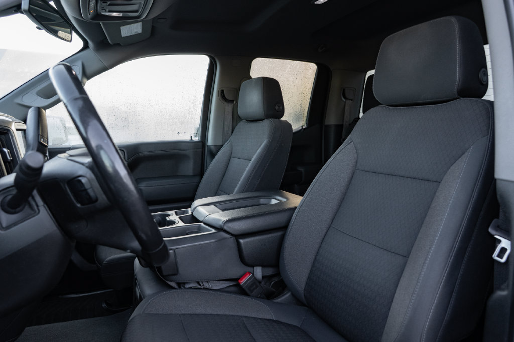 Used 2019 Chevrolet Silverado 1500 LT w/ True North Edition AWD/4WD image 21