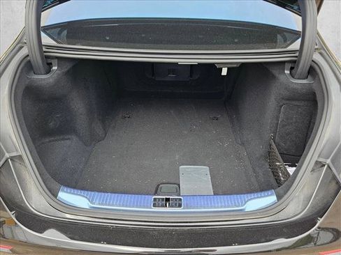 Used 2025 Mercedes-Benz S 580 S 580 image 7