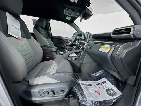 New 2025 Toyota Tacoma TRD Off-Road image 29