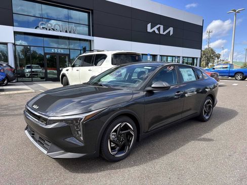 New 2025 Kia K4 EX image 1
