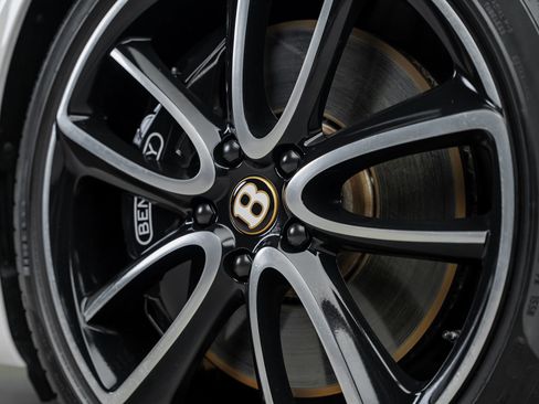 Used 2020 Bentley Continental GT AWD/4WD image 23