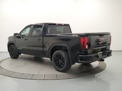 Used 2023 GMC Sierra 1500 Pro w/ Graphite Edition AWD/4WD image 5