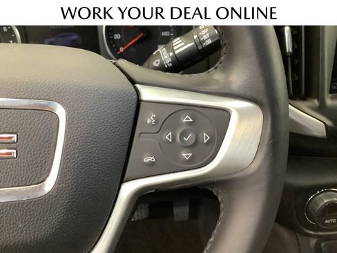 Used 2020 GMC Terrain SLE w/ Driver Convenience Package AWD/4WD image 18