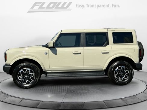 Used 2025 Ford Bronco Outer Banks AWD/4WD image 5