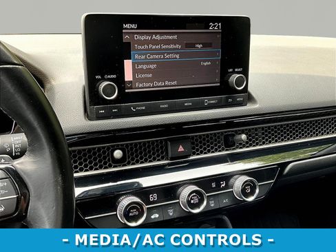 Used 2023 Honda Civic Sport image 9