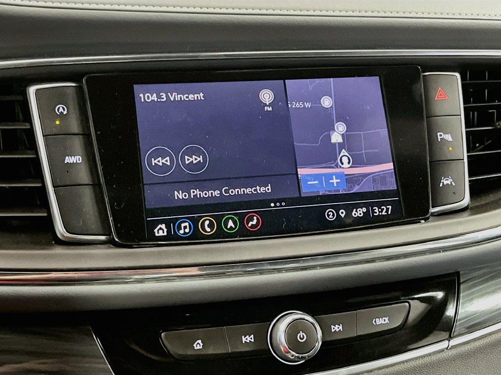 Used 2022 Buick Enclave Premium w/ Surround and Sites Package AWD/4WD image 15