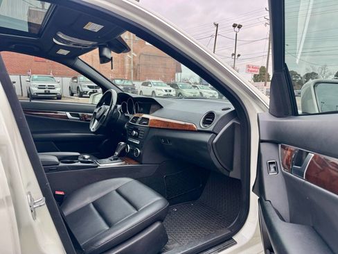 Used 2012 Mercedes-Benz C 300 C 300 Sport 4MATIC AWD 4dr Sed image 12