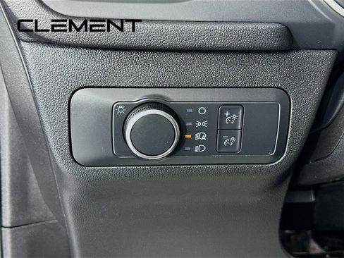 Used 2022 Ford Escape SE image 12