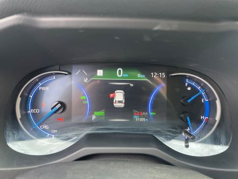 Used 2024 Toyota RAV4 LE image 15