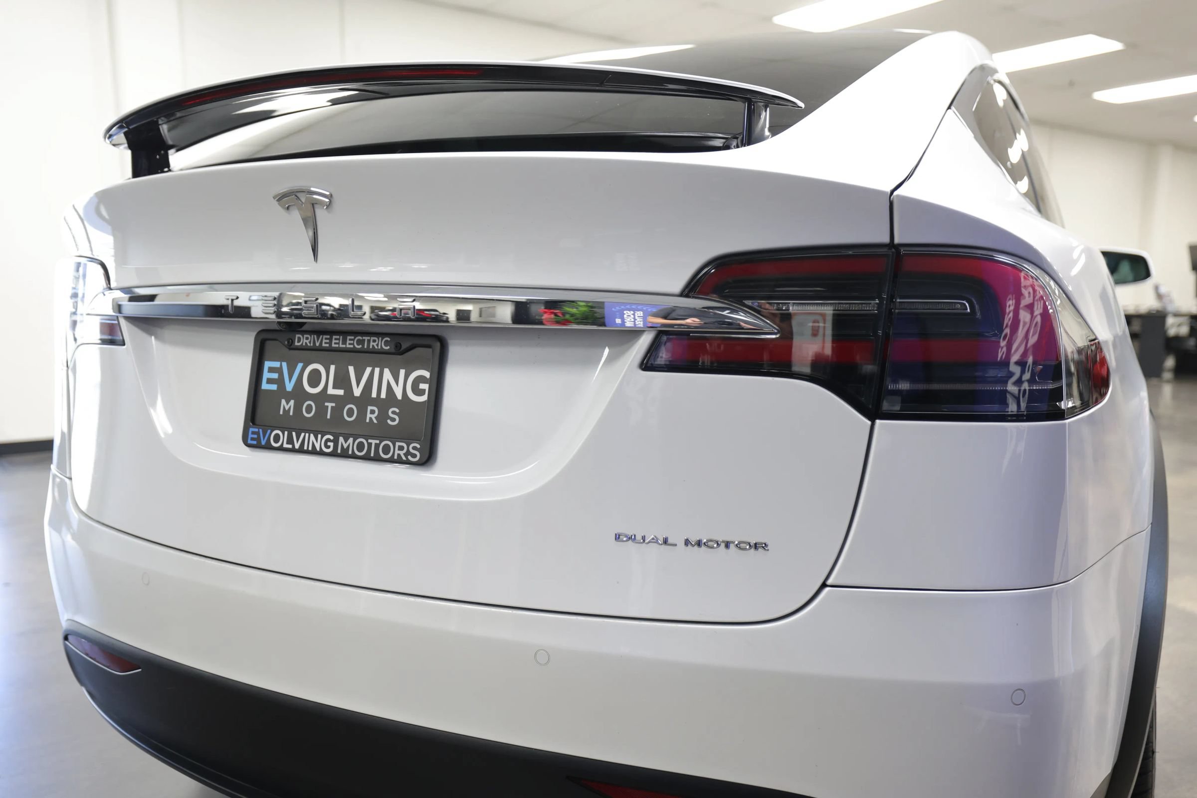 Used 2021 Tesla Model X Long Range AWD/4WD image 17