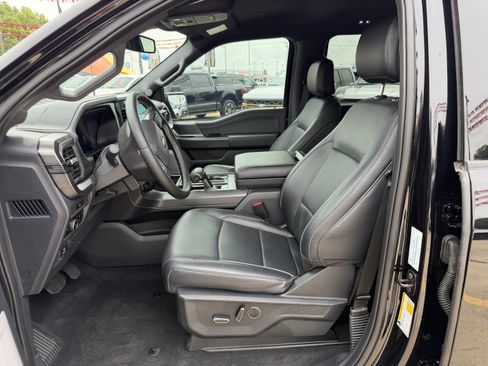 Used 2025 Ford F150 Lariat w/ Equipment Group 502A High AWD/4WD image 16