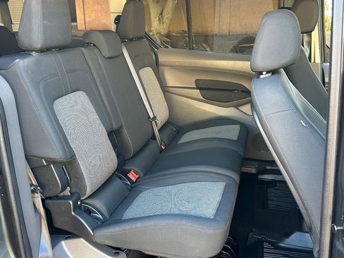 Used 2019 Ford Transit Connect XL image 24