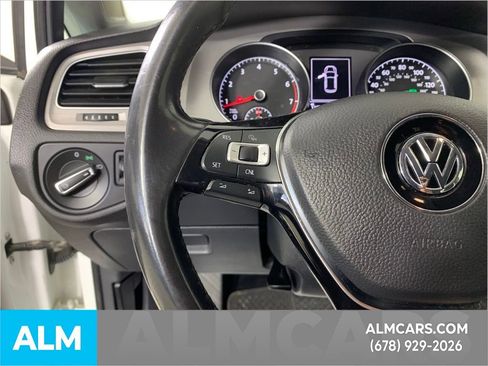 Used 2016 Volkswagen Golf S image 24