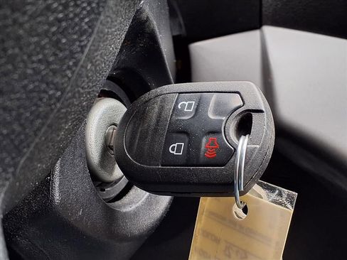 Used 2016 Ford Escape SE image 23