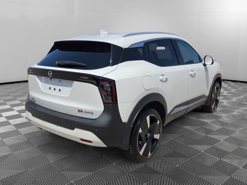 Used 2025 Nissan Kicks SR AWD/4WD image 7
