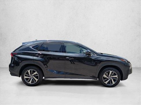 Used 2018 Lexus NX 300 FWD w/ Premium Package image 4