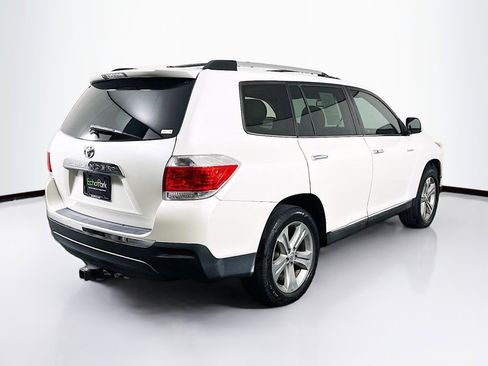 Used 2013 Toyota Highlander Limited image 9