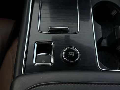 Used 2023 Lincoln Aviator Reserve w/ Equipment Group 201A image 32