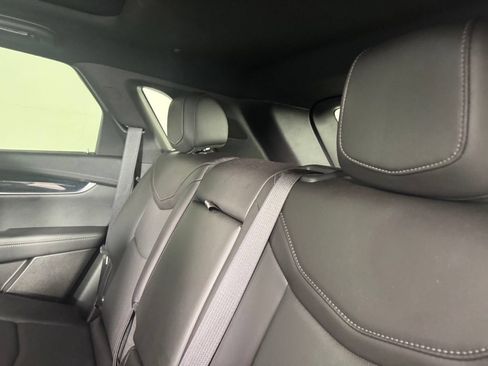 Used 2025 Cadillac XT5 Premium Luxury FWD image 28