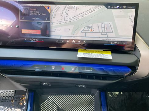 Certified 2025 BMW X3 xDrive30i w/ Premium Package image 17