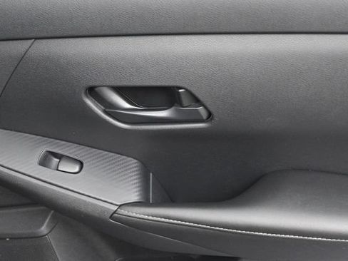 Used 2024 Nissan Sentra SV FWD image 27