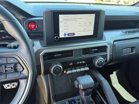 Used 2024 Toyota Tacoma TRD Sport AWD/4WD image 15
