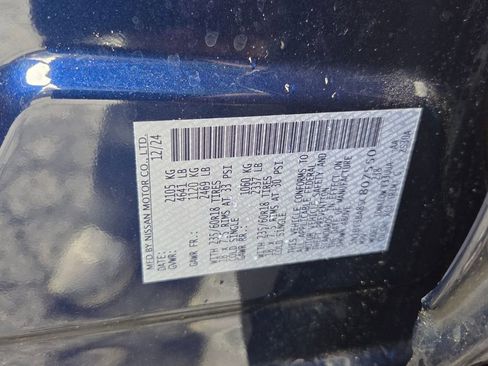 Used 2025 Nissan Rogue SV image 5