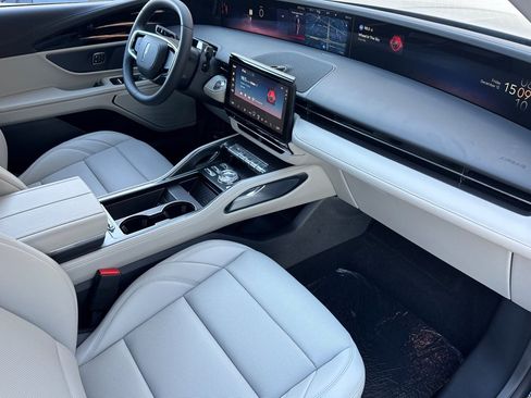 New 2026 Lincoln Nautilus Premier w/ Jet Appearance Package image 13