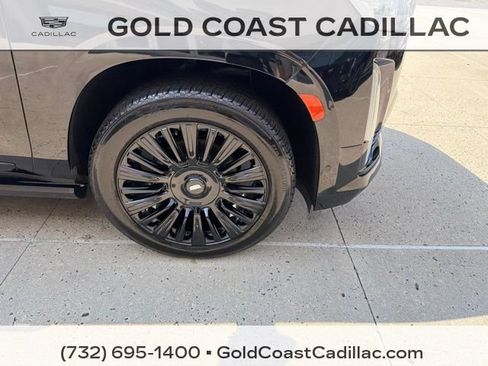 Used 2021 Cadillac Escalade Sport Platinum AWD/4WD image 6