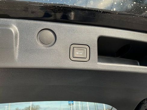 New 2026 GMC Terrain Denali image 17