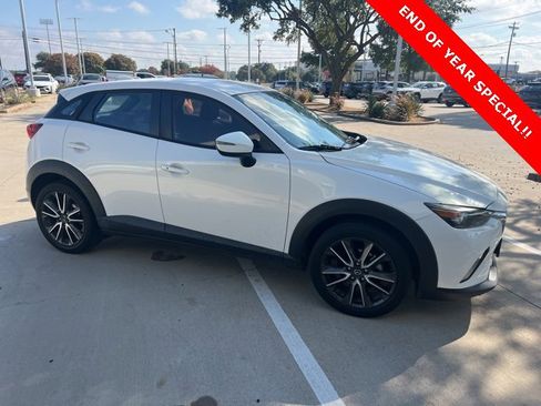 Used 2017 MAZDA CX-3 Touring image 2