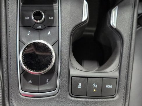 Used 2019 Cadillac XT4 Premium Luxury w/ Driver Assist Package AWD/4WD image 16