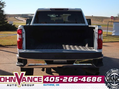 Used 2020 Chevrolet Silverado 2500 LT image 10