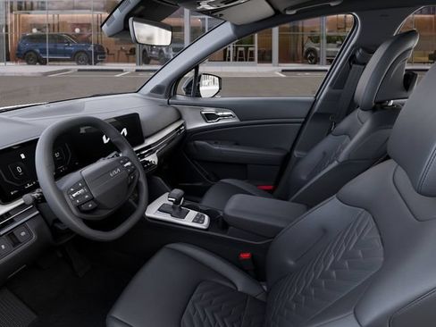 New 2026 Kia Sportage X-Line w/ X-Line Technology Package AWD/4WD image 17