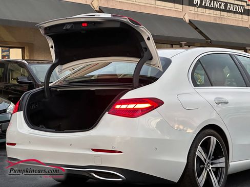 Used 2022 Mercedes-Benz C 300 C 300 4MATIC Sedan 4D w/ Exclusive Trim Package image 15
