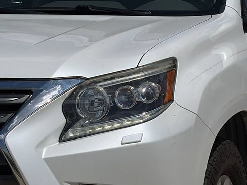 Used 2014 Lexus GX 460 w/ Premium Package AWD/4WD image 4