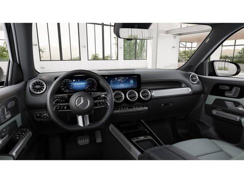 New 2026 Mercedes-Benz GLB 250 4MATIC image 3