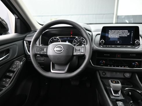 New 2026 Nissan Rogue SV image 13