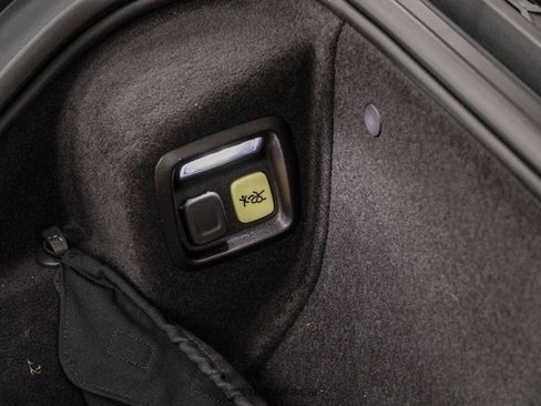 Used 2020 Chevrolet Corvette Stingray Premium Cpe w/ 3LT Preferred Equipment Group image 96