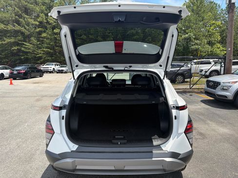 Used 2026 Hyundai Kona SEL Premium FWD image 5