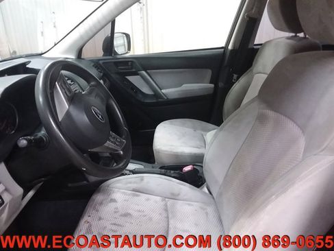 Used 2014 Subaru Forester 2.5i image 10
